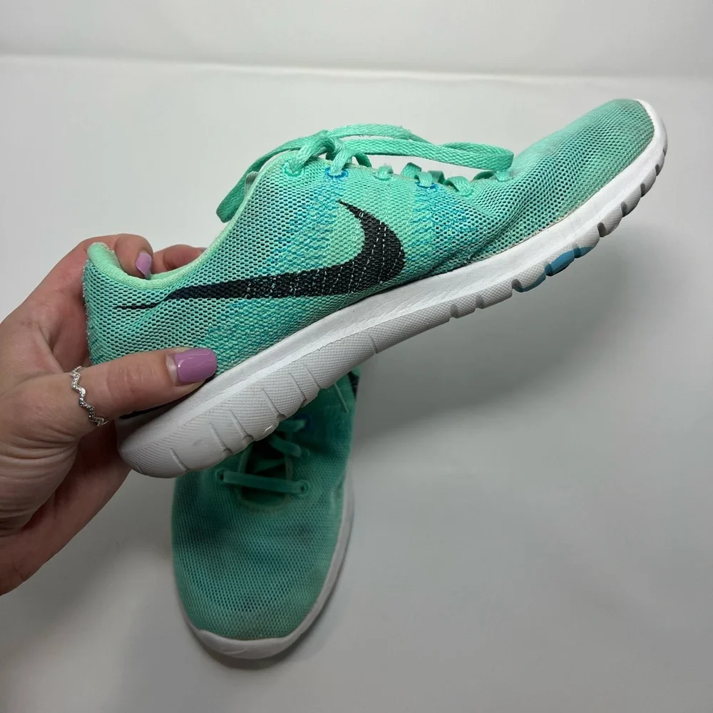 nike | nike Flex Fury Women's Teal Running Shoes | Size 8 Nike Sneakers